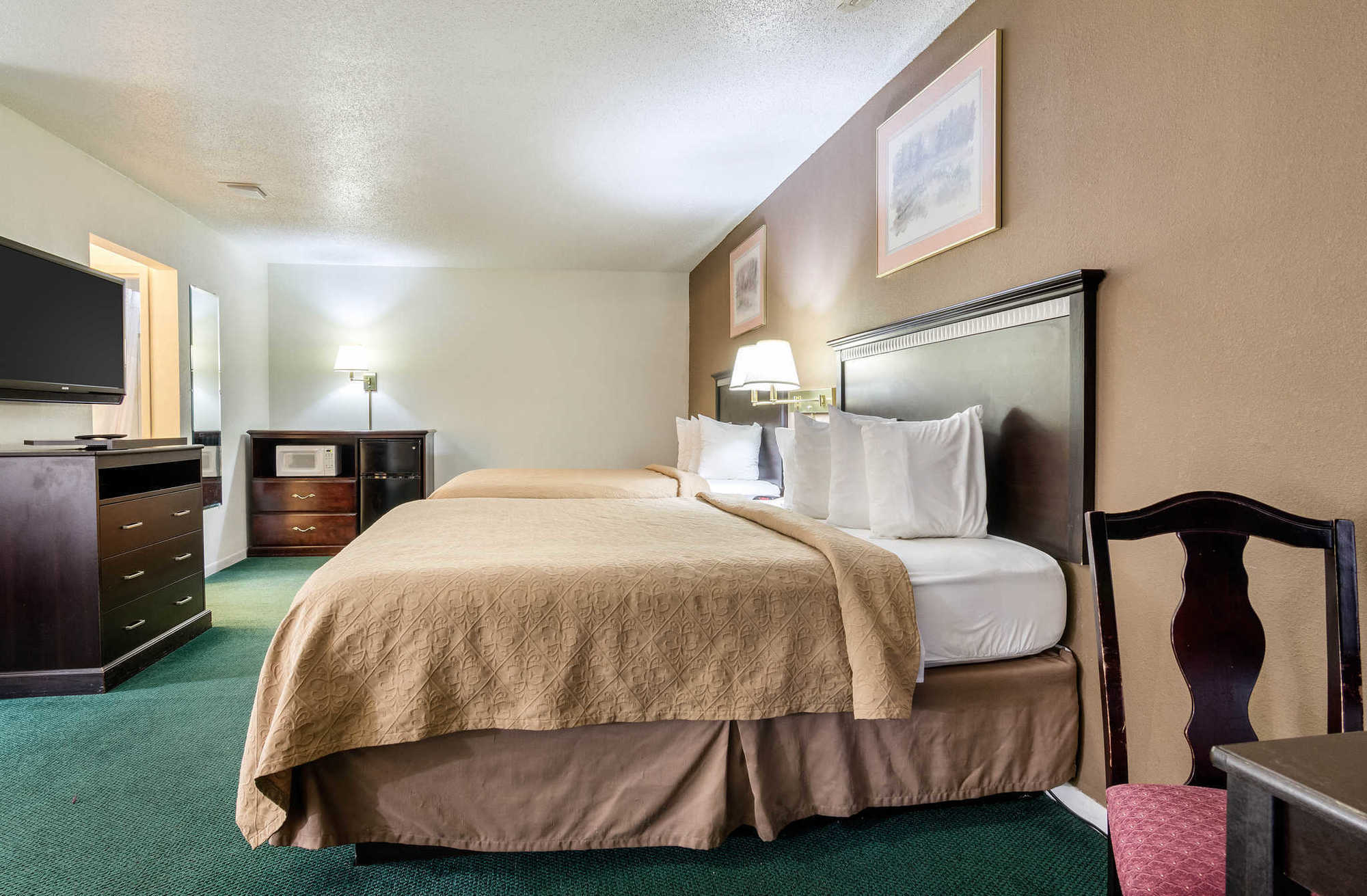 Colby Inn And Suites Chambre photo
